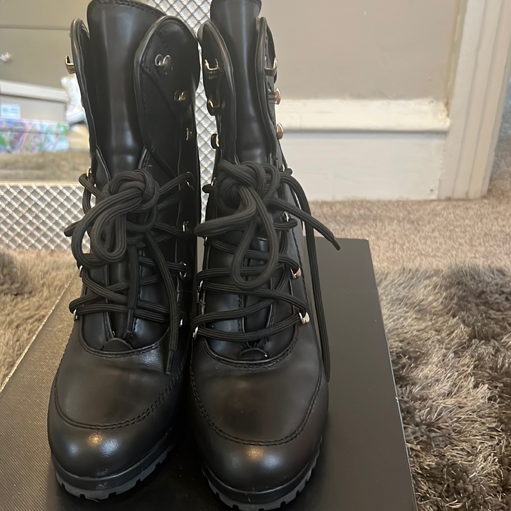 Dkny Lenni lace up boots